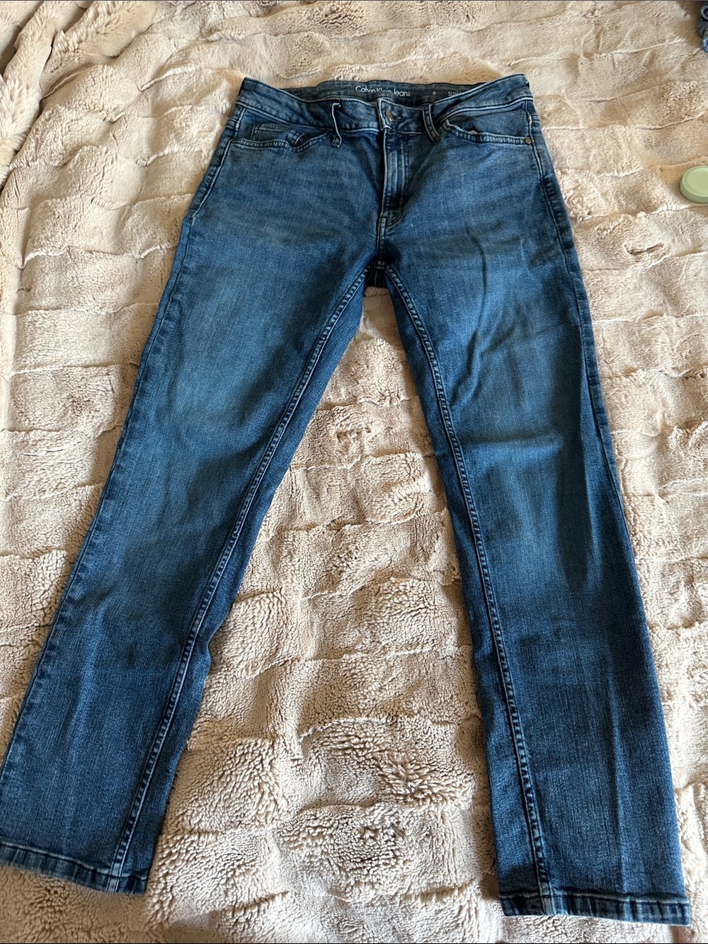Calvin Klein Women's Dark Wash Straight Leg Jeans - size 6